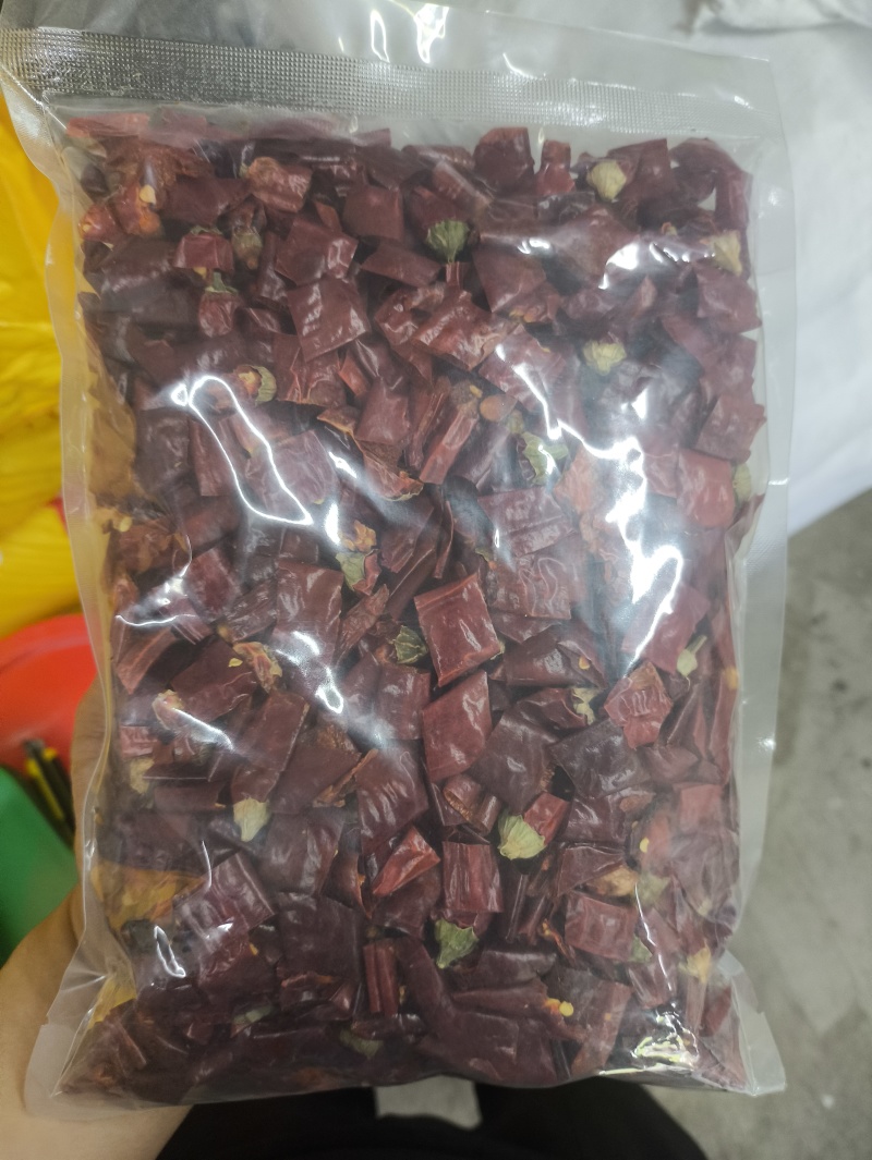 厂家直营四川辣椒段，辣椒面，可以一件代发，可以批量发货
