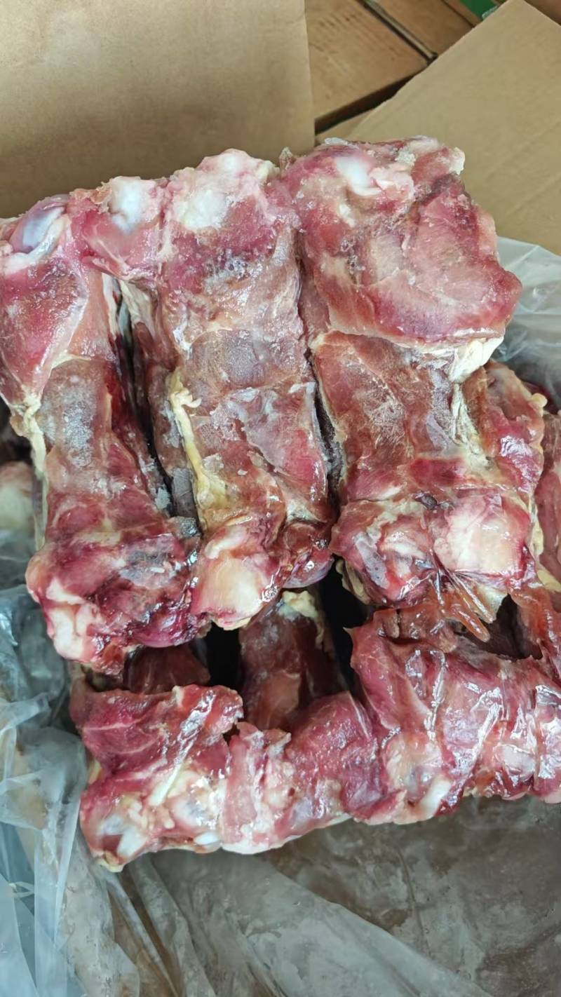 特价赔钱处理后棒骨，棒骨