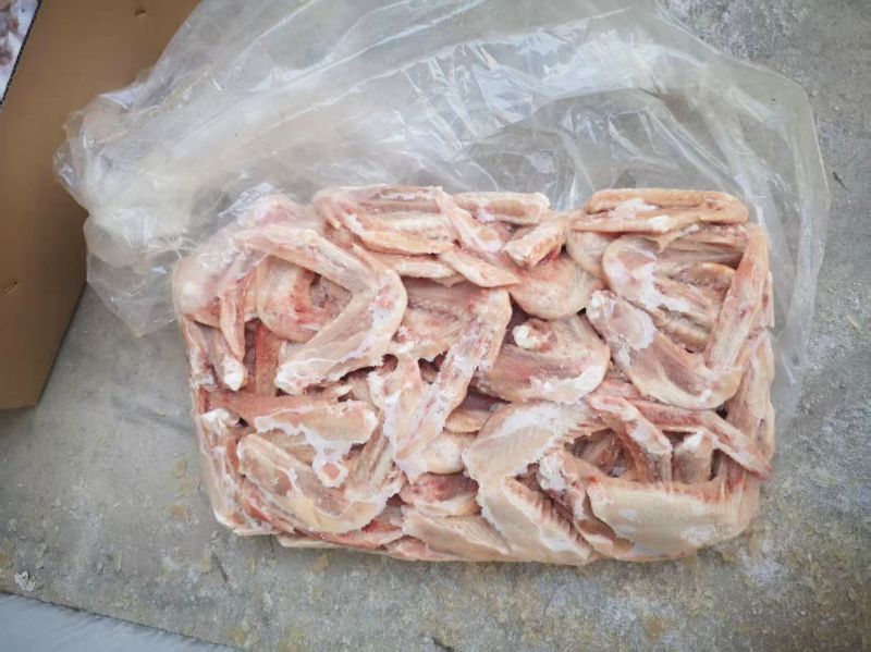 单冻板冻二节翅通出，板冻20吨单冻10吨