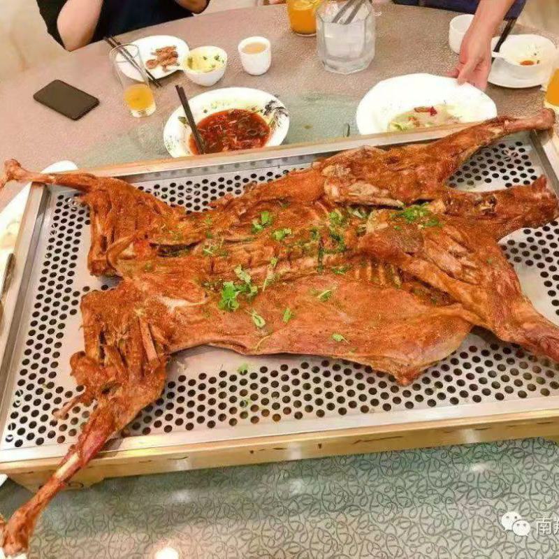 生整条羊，全羊，直条羊