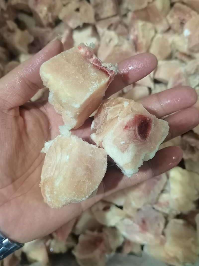 鸡腿块
