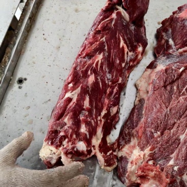344满肉牛脖骨