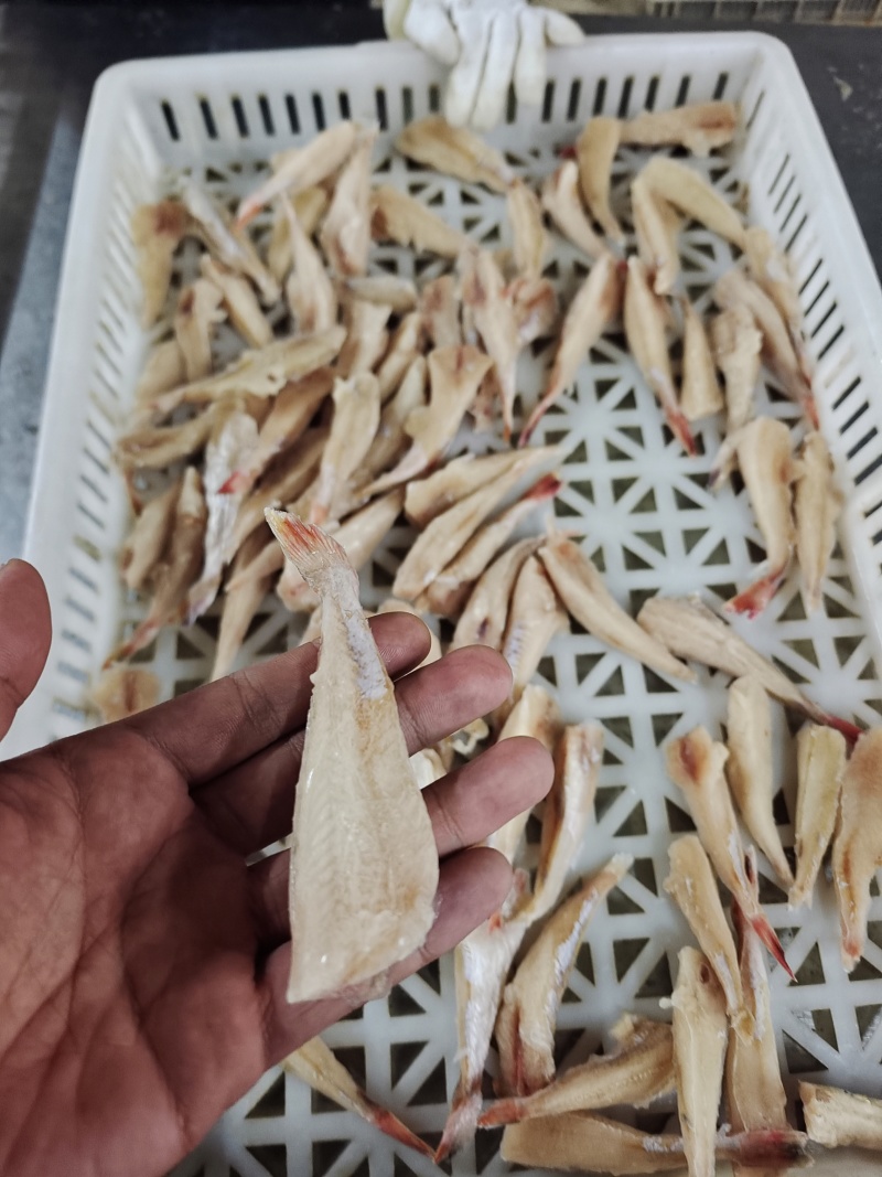三去红头鱼轴，红娘鱼轴。
