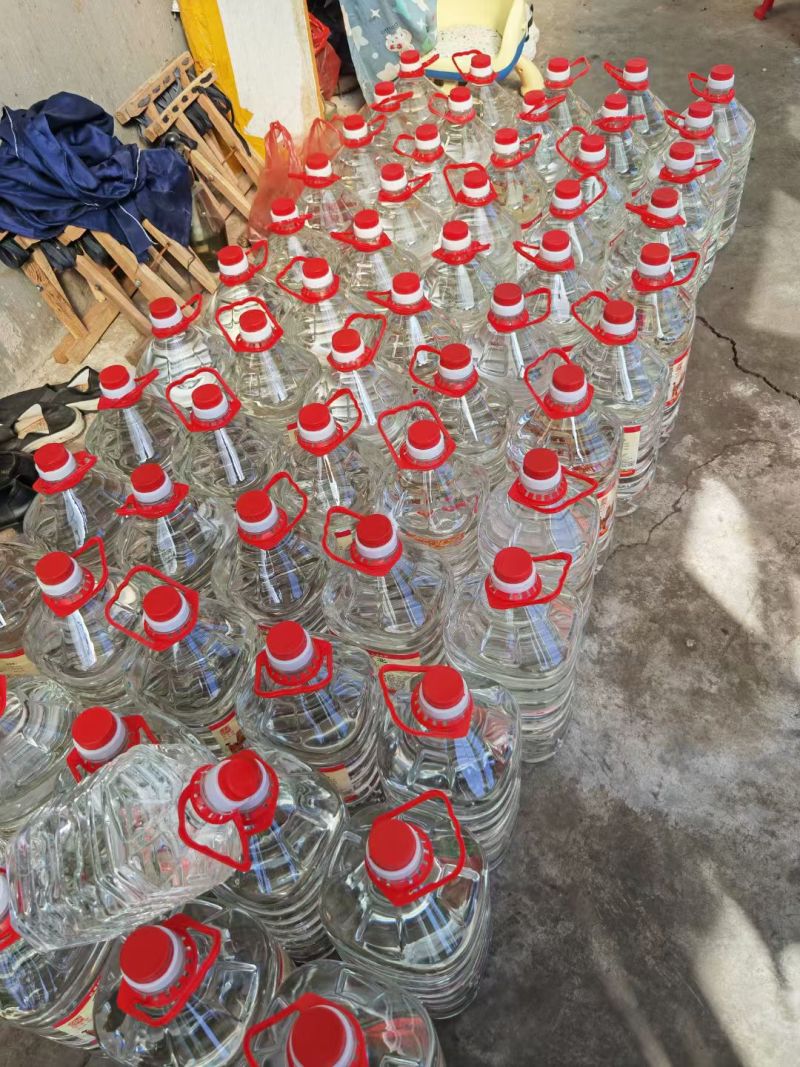 原浆高粱酒，2023年烧制，2025年罐装，可检测可订制