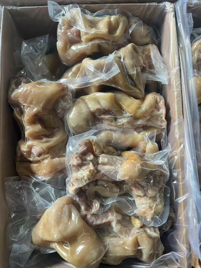 去骨熟牛蹄全部带大主筋，可切小块定做各种规格。