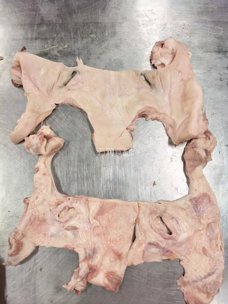 冷冻猪小头皮猪头皮，猪头肉边角20斤一件食堂炒菜卤菜