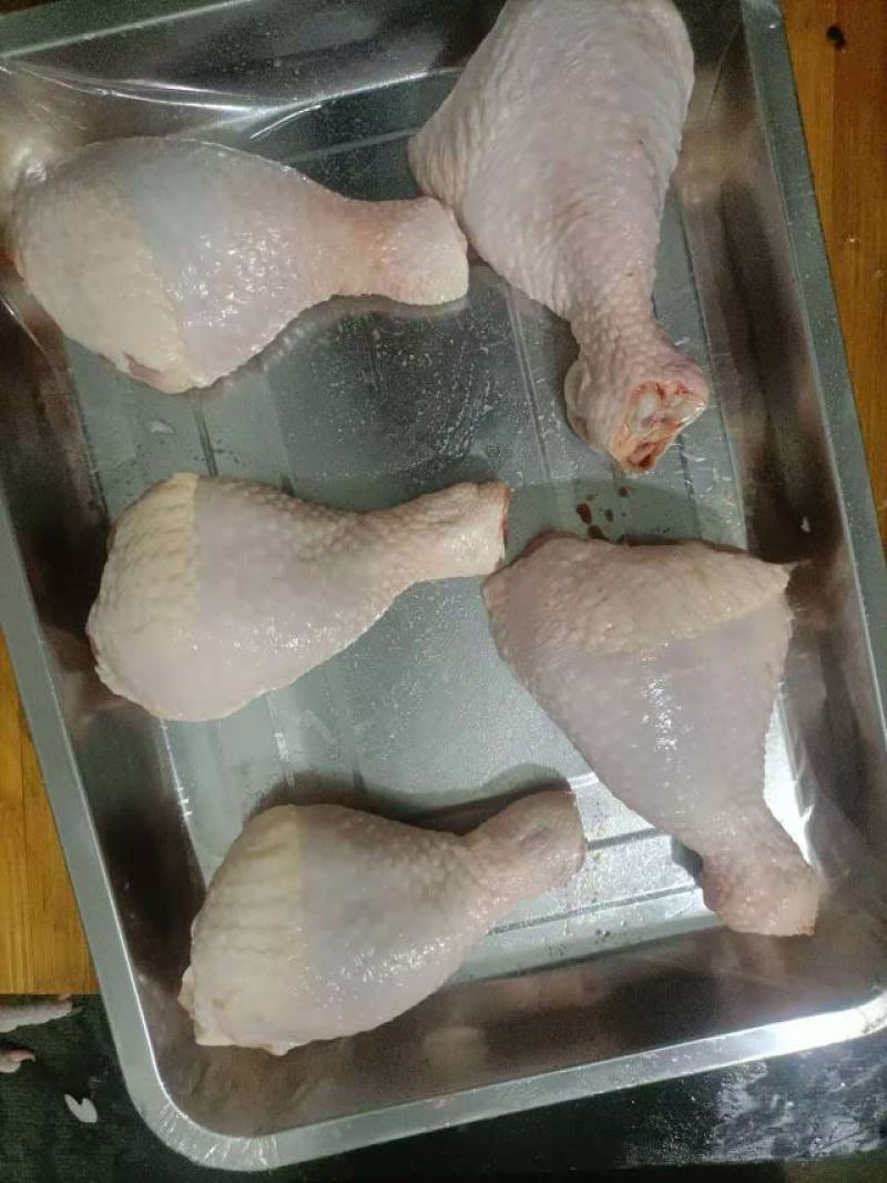 鸡腿，琵琶腿，白条鸡分割品。按需加工，翅中，翅根，鸡胸，