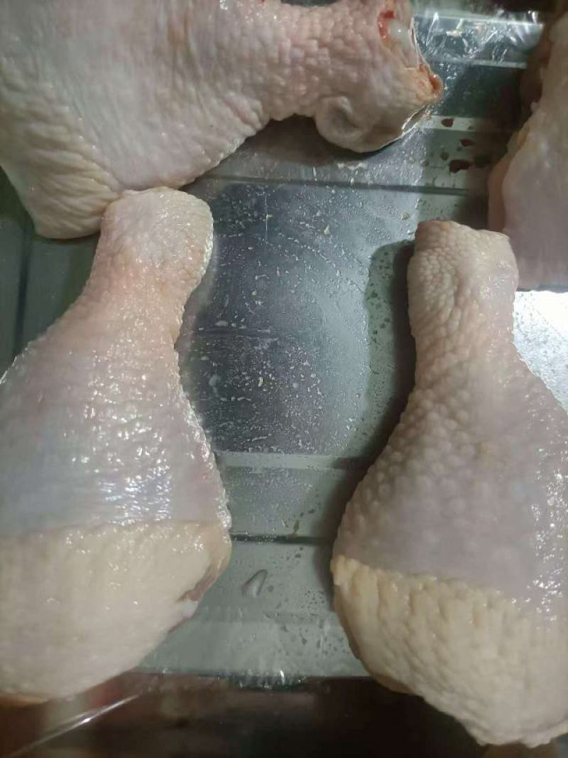 鸡腿，琵琶腿，白条鸡分割品。按需加工，翅中，翅根，鸡胸，