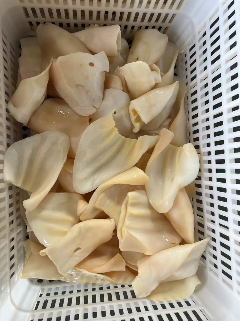原味熟牛耳片，可做酱香，口感脆爽，散装，小包装都可定做。