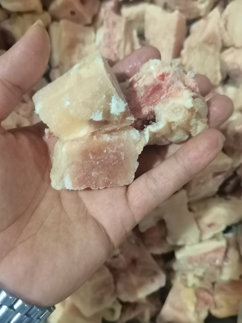 鸡腿块