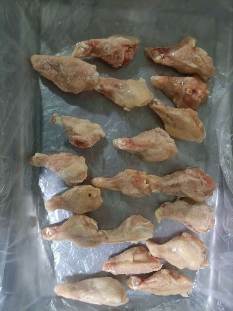 冷冻翅根，按需加工翅中，鸡腿，鸡爪，鸡胸，乇乇肉去骨切块