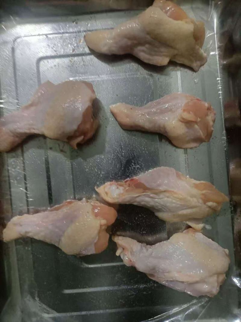 冷冻翅根，按需加工翅中，鸡腿，鸡爪，鸡胸，乇乇肉去骨切块