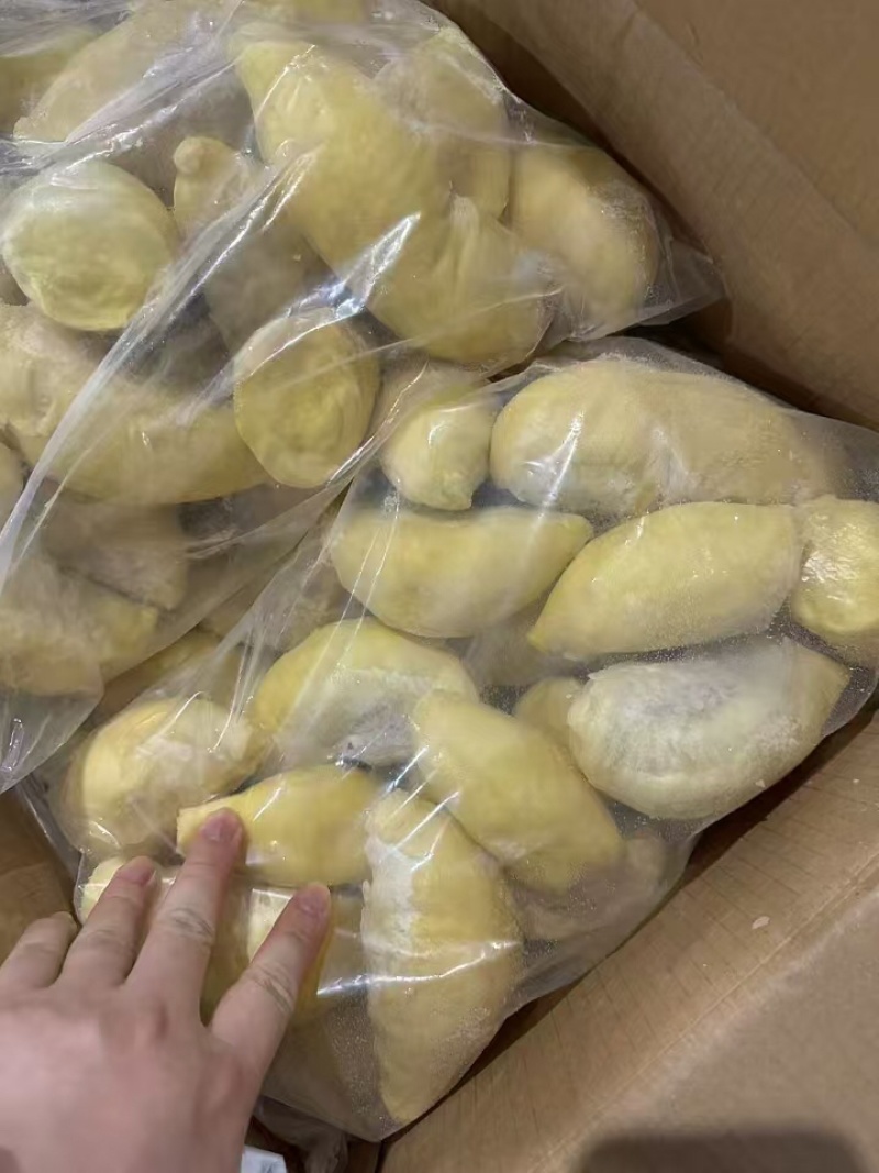 泰国金枕头榴莲肉，树熟采摘的液淡榴莲果肉，味道鲜美
