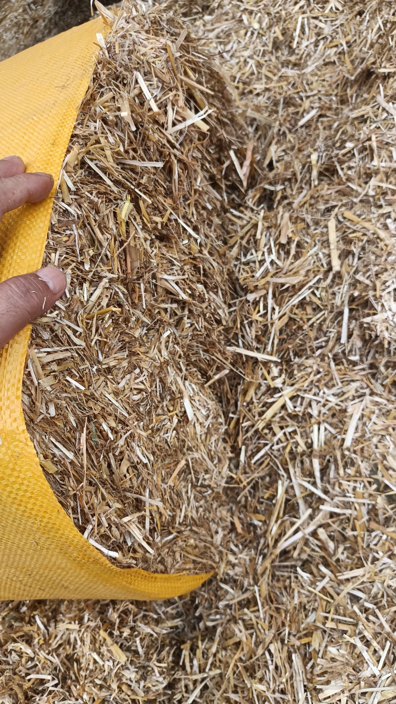 优质揉丝斩段小麦秸秆