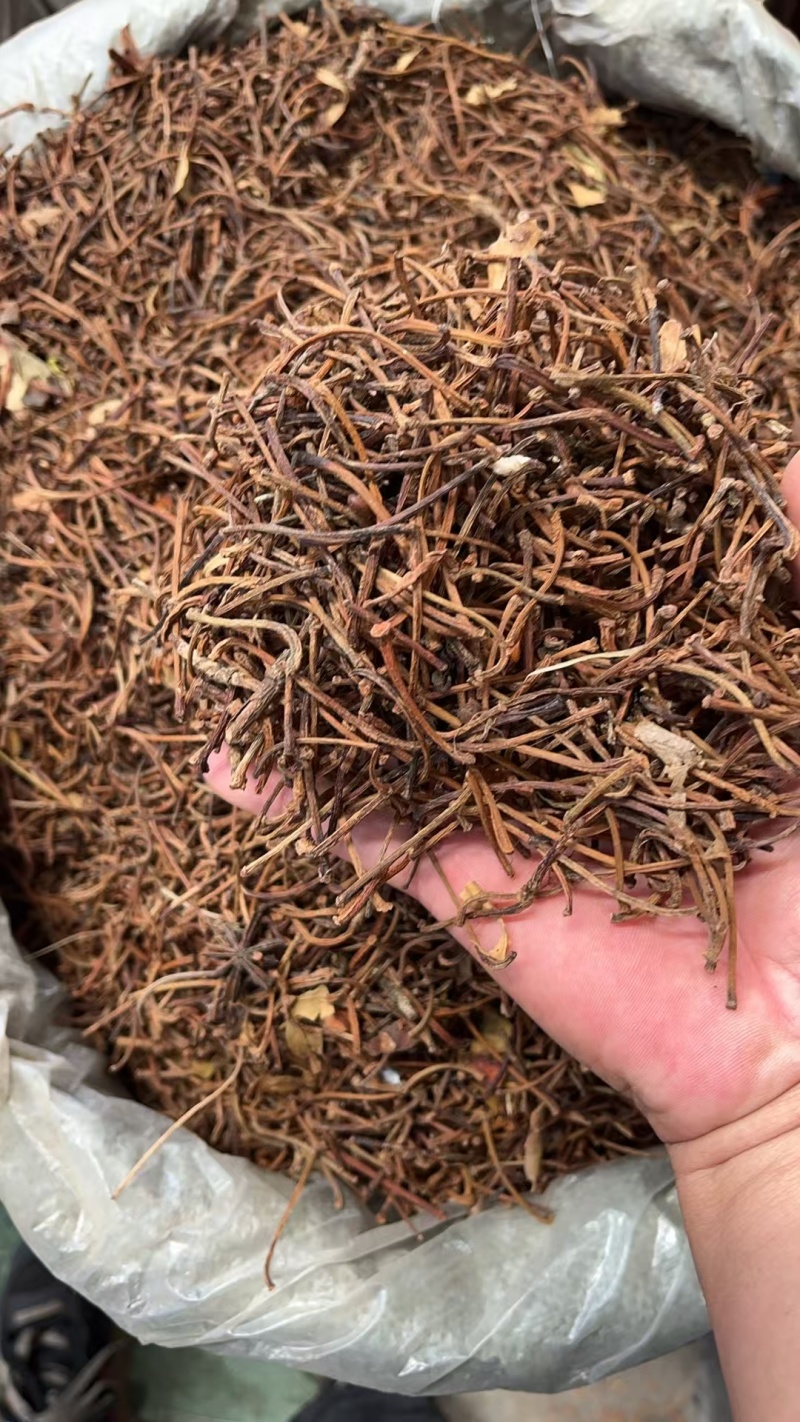 各种八角干枝大料色选纯片，无枝梗打粉，工厂电商，量大谈价