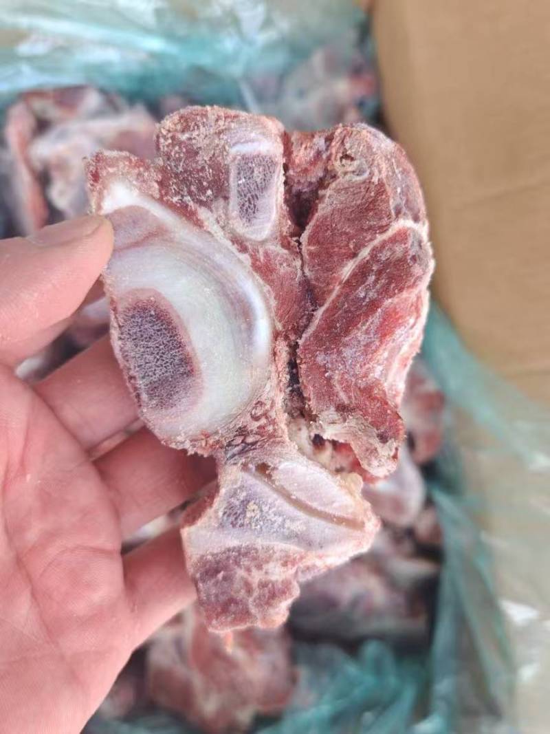 牛脖骨，带肉还不错