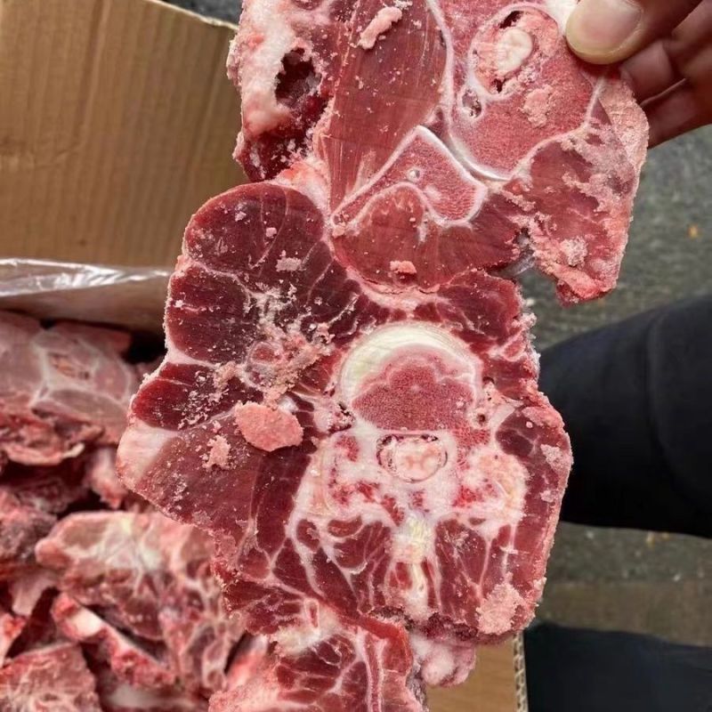 清真国产满肉牛脖骨质量嘎嘎好，随意切割支持走样，量大可谈