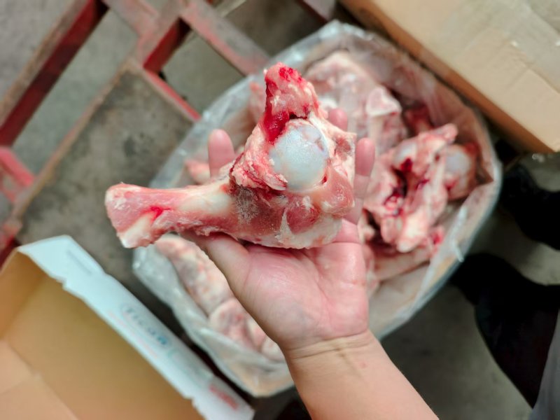 猪棒骨