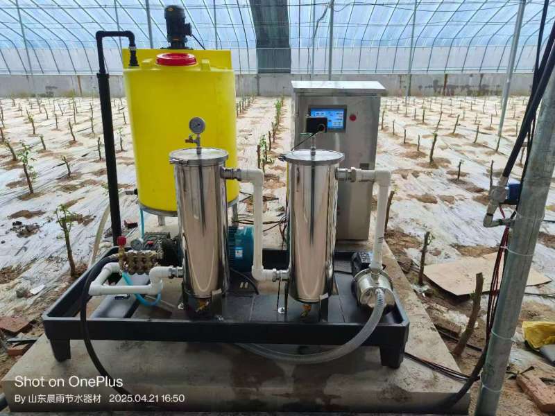 全自动高压雾化打药降温，一体机使用与大棚，蔬菜露天果蔬