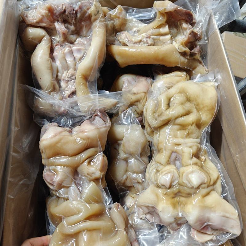 去骨熟牛蹄纯火烧，筋都带着每天新货，屠宰场大公牛蹄实图拍