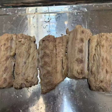 猪背骨，支持分割切块，酱大骨，烤骨头可用