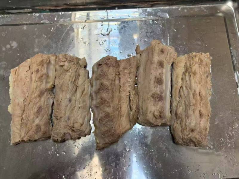 猪背骨，支持分割切块，酱大骨，烤骨头可用