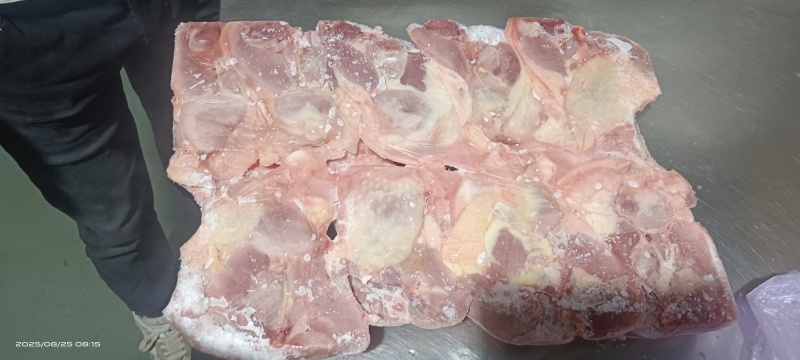 种母鸡排腿