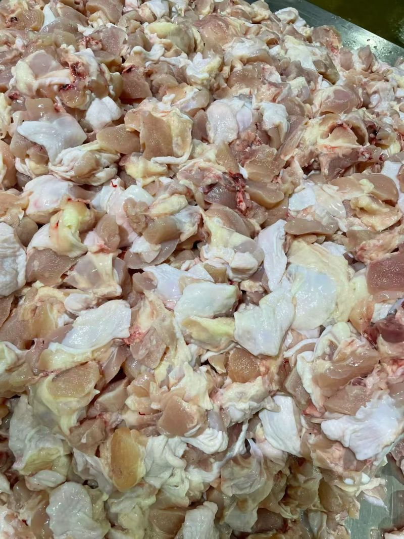 带皮胸肉块/胸碎肉/腿碎肉/手工修胸碎肉