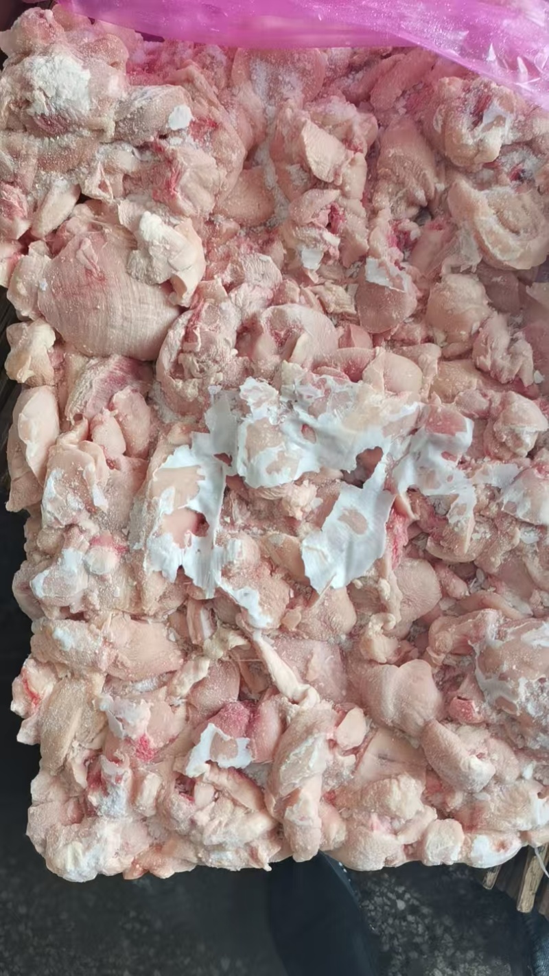 带皮胸肉块/胸碎肉/腿碎肉/手工修胸碎肉