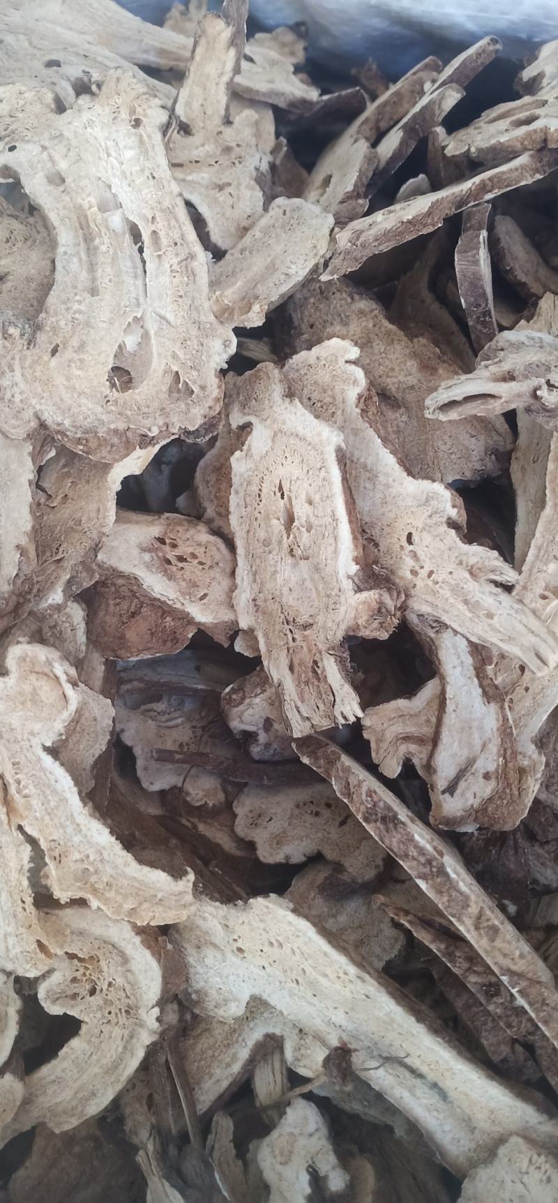 无硫白术中药批发一手货源量大忧惠全国发货
