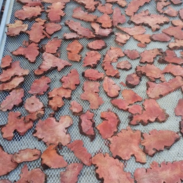 土茯苓红肉干片太阳自然晒干一手货源量大从优保证野生正品