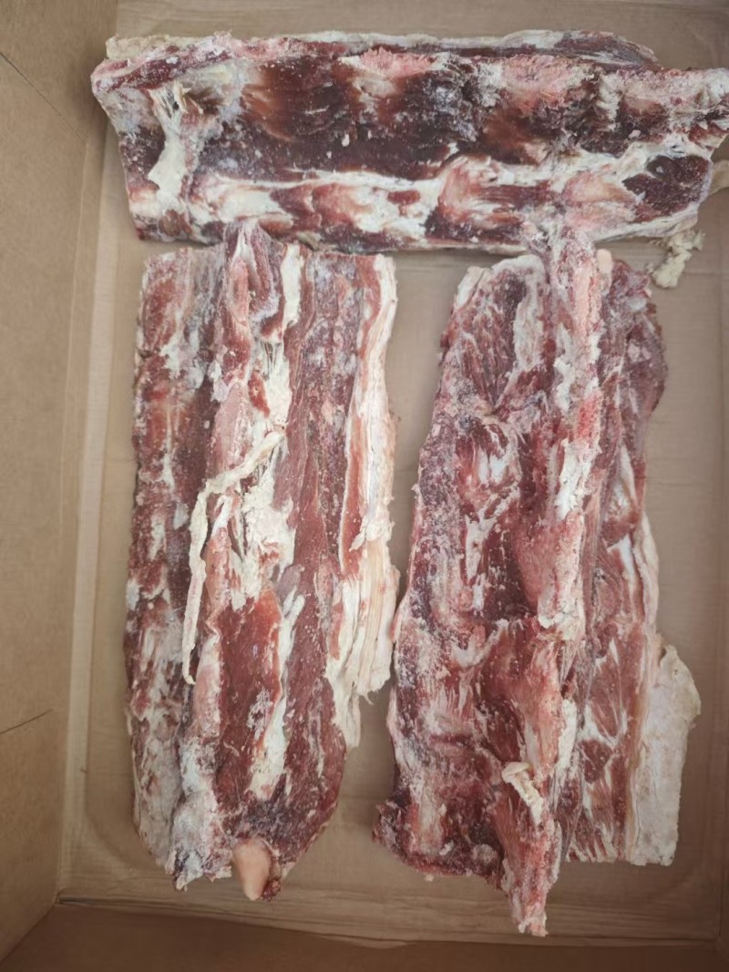 白油牛腰椎骨