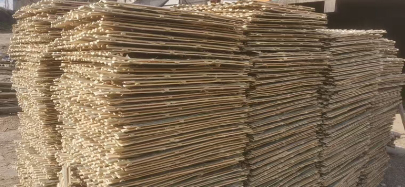 建筑工地毛竹片价格保证品质好欢迎老板咨询