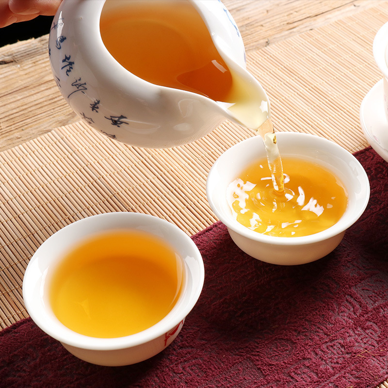 福建武夷山桐木关桂圆香金骏眉茶叶散装批发浓香型金俊眉红茶