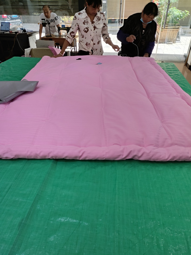 云南陆良蚕丝被
