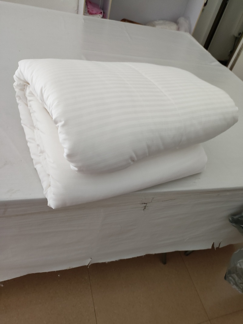 云南陆良蚕丝被