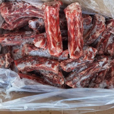 满肉羔羊脖骨