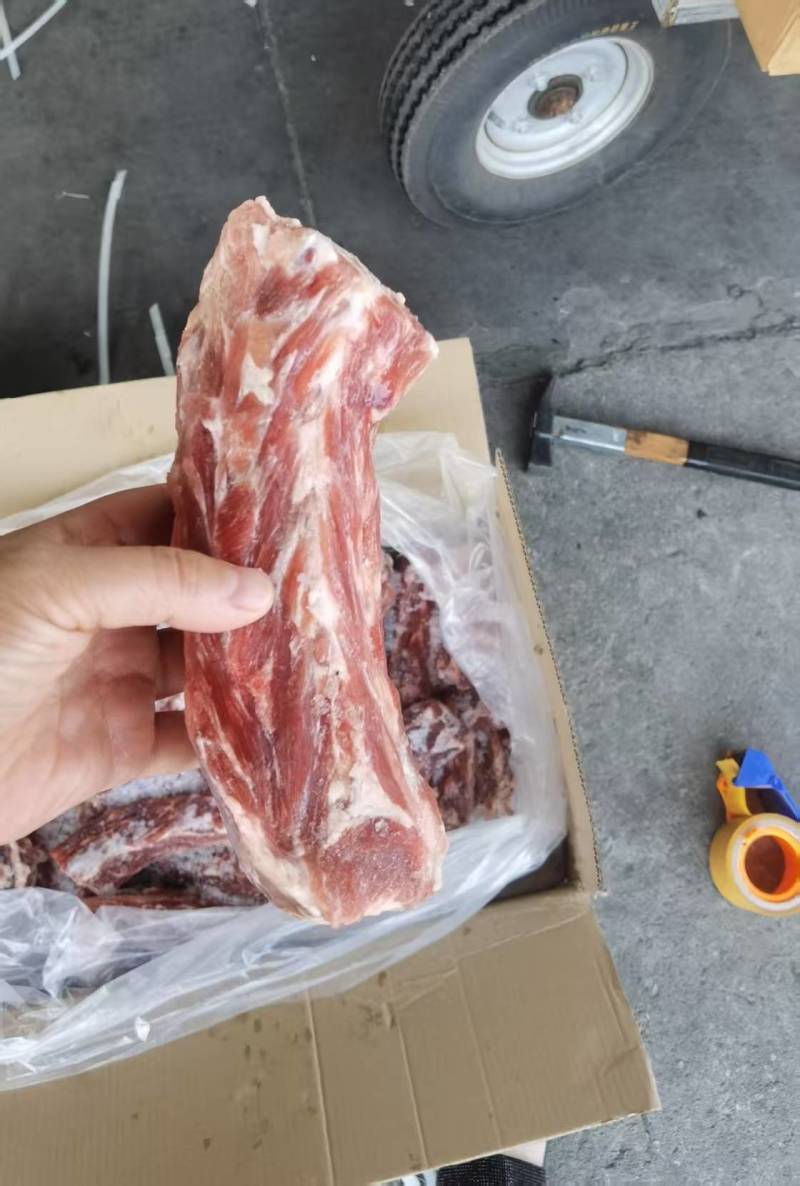 满肉羔羊脖骨