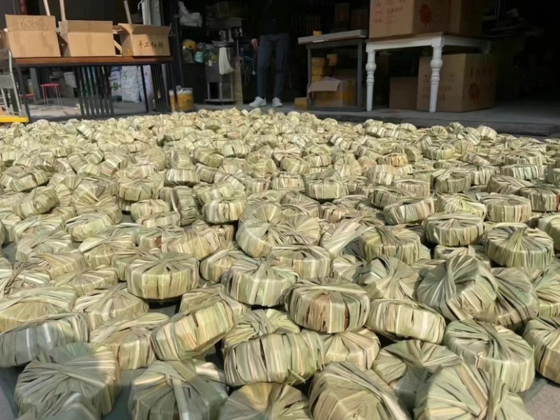 叶子红糖云南甘蔗红糖原味红糖块老红糖云南手工红糖批发大货