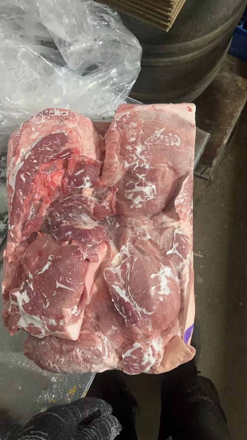 肥猪后上肉，2-3片鲜分