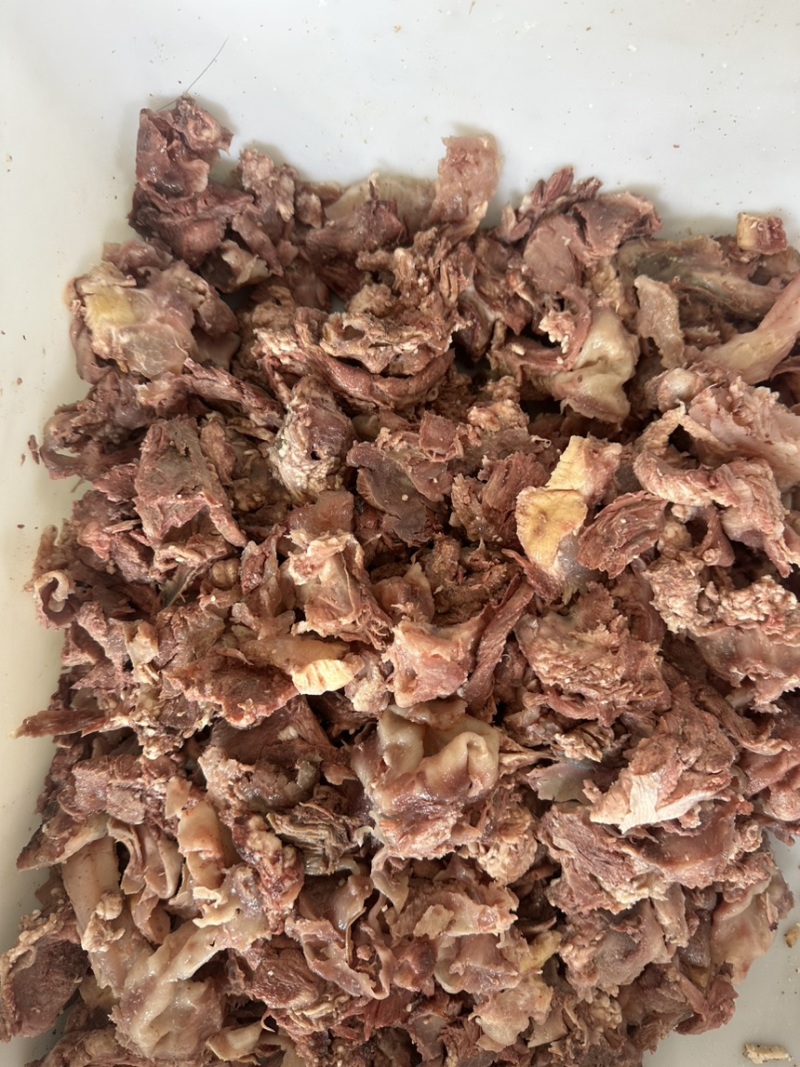 熟牛肉，熟牛碎肉，熟牛头碎肉，一手货源，熟碎肉批发