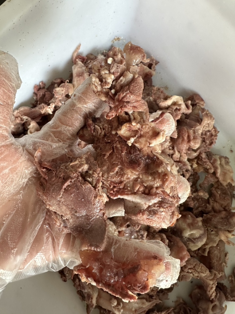 熟牛肉，熟牛碎肉，熟牛头碎肉，一手货源，熟碎肉批发