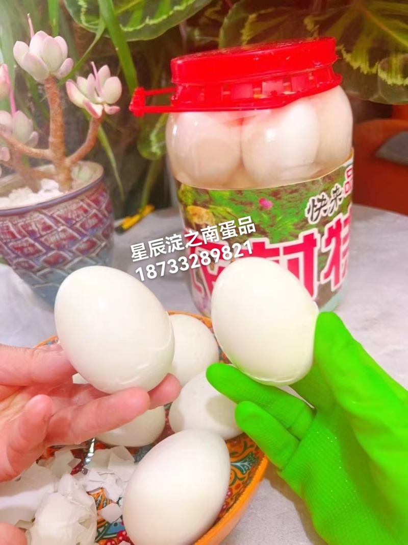 销售赶大集用散黄鸭蛋，裂纹蛋，精品桶装蛋价格美丽需要的来