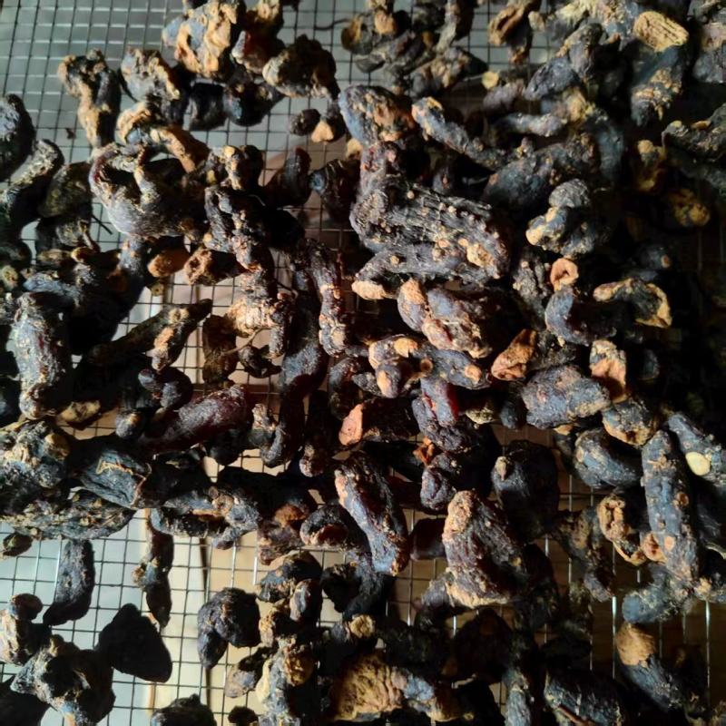 九蒸九晒黄精大量上市，产地直发，品质保证，服务周到