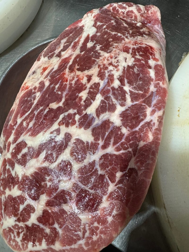 雪花牛肉牛肩峰