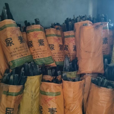 【精品】木炭，大量现货，基地直发品质保证，量大从优！