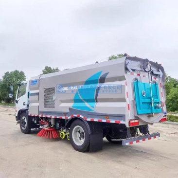 东风洒水车5吨10吨12吨