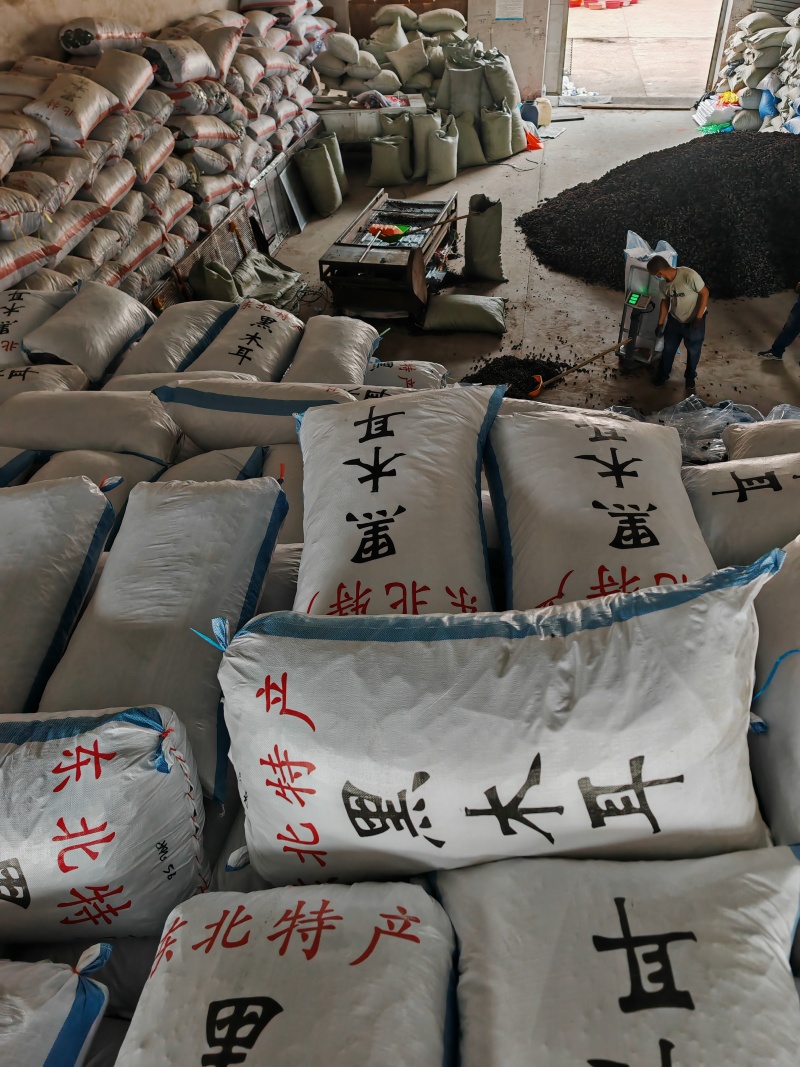 优质黑木耳，东北黑木耳，小碗耳，产地直发质量保证餐饮商超