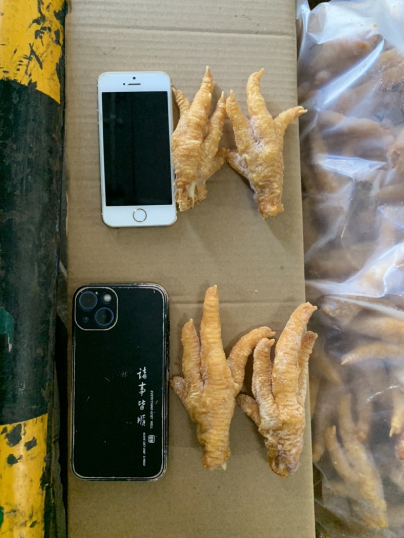 虎皮凤爪炸凤爪半成品大号中号出成高品质好