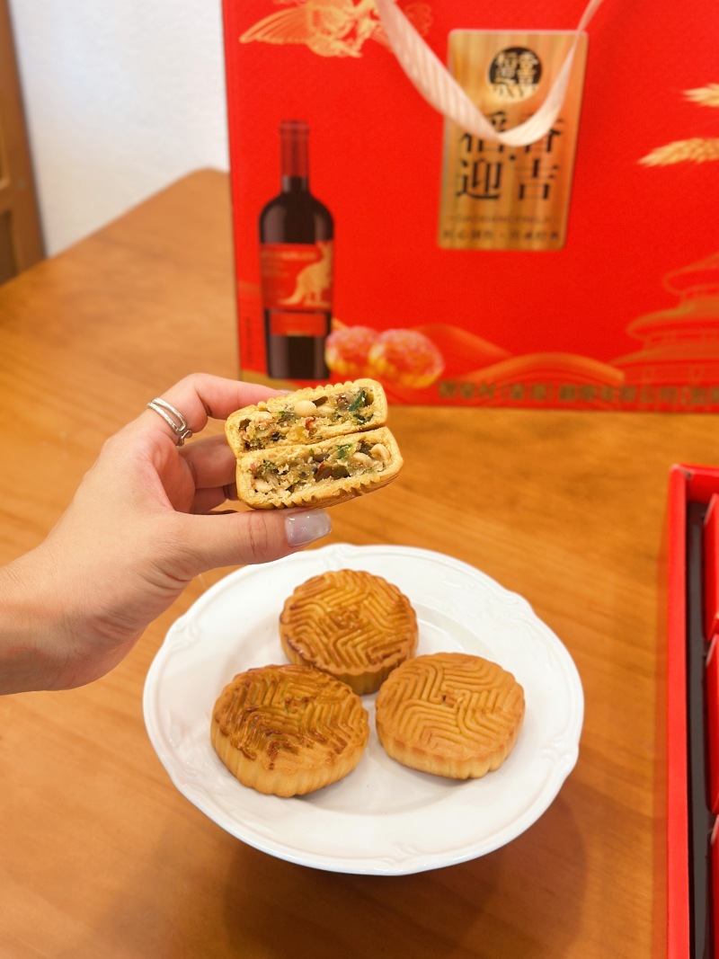 稻香迎吉红酒月饼礼盒
